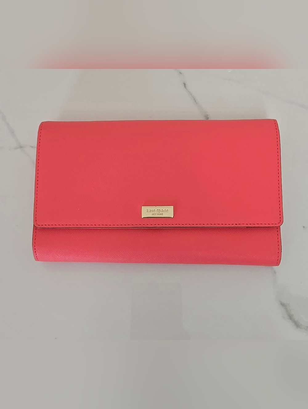 Kate Spade New York Coral Pink Saffiano Leather Wallet Clutch Snap Zip Organizer